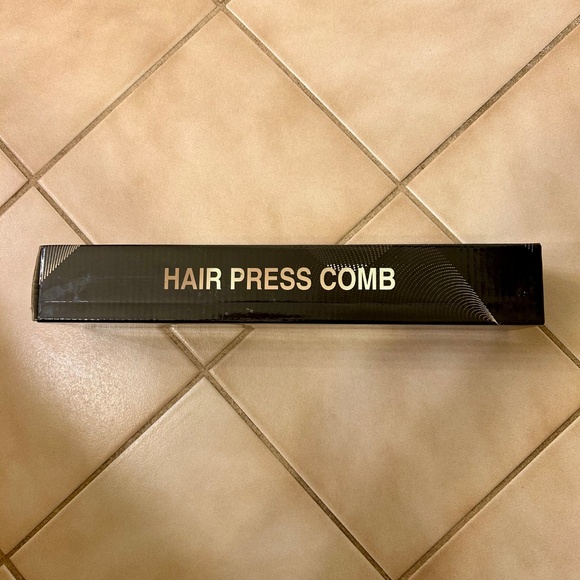 NWT Hair Press Comb- Hot Comb Hair Straightener for Hair & Beards - Picture 6 of 8